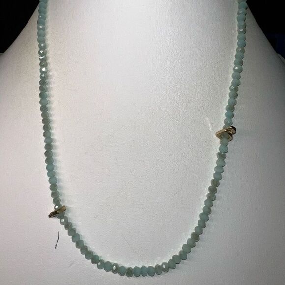 Vintage Jewelry - Vintage Adventurine faceted Bead Stretch Necklace